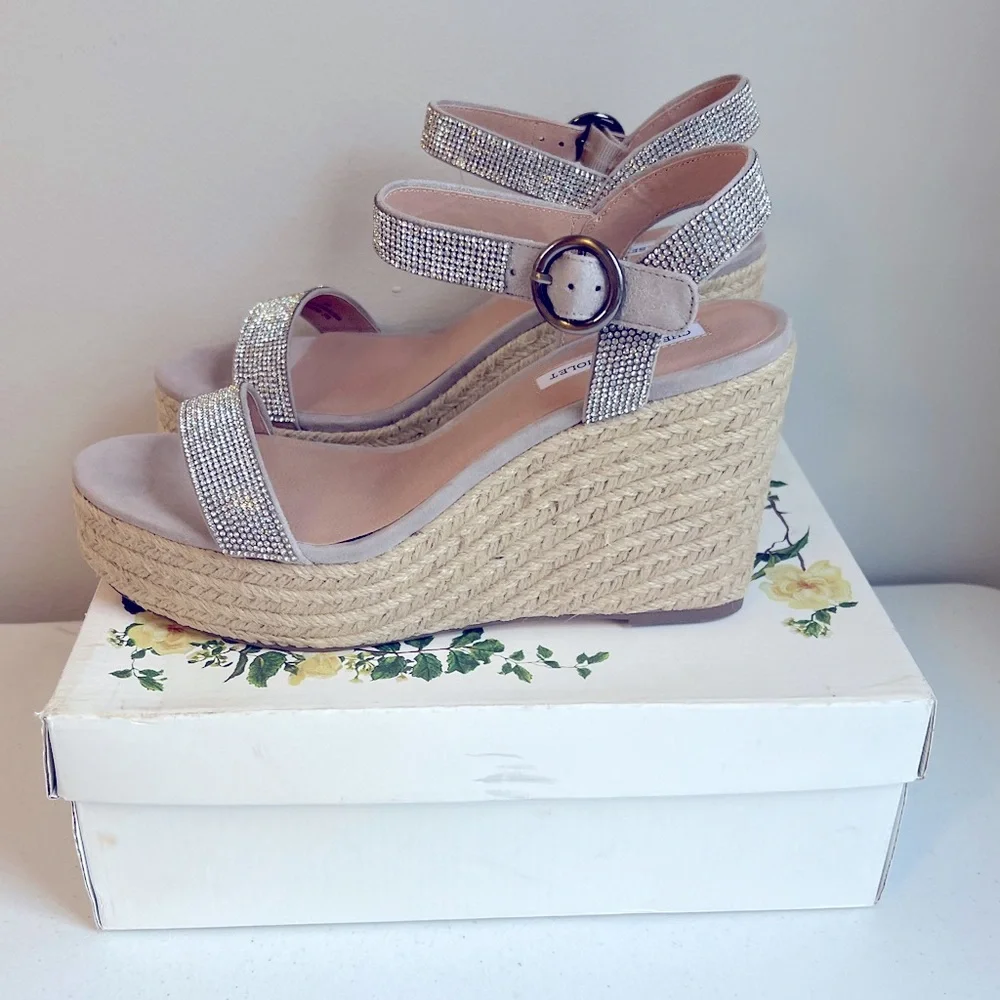 Chelsea & Violet Size 9.5 Rhinestone Henna 4” Wedge Espadrille Heels New In Box